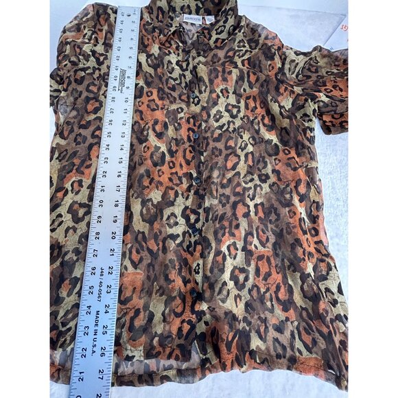 Chico's Women Animal Print 100% Silk Sheer Button-Down Blouse Size 1 Long Sleeve - Picture 7 of 7